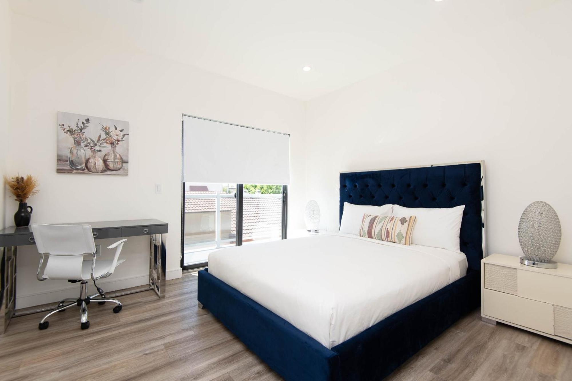 Regency Modern Apartments เกลนเดล ภายนอก รูปภาพ